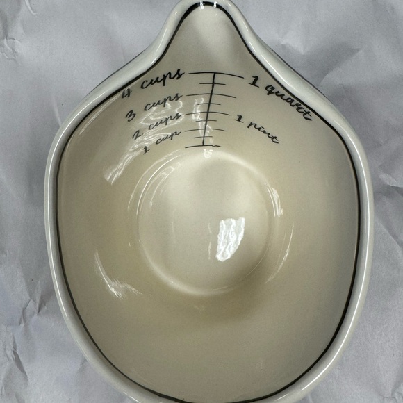 Katie Mandy Measuring Cup - Picture 8 of 11